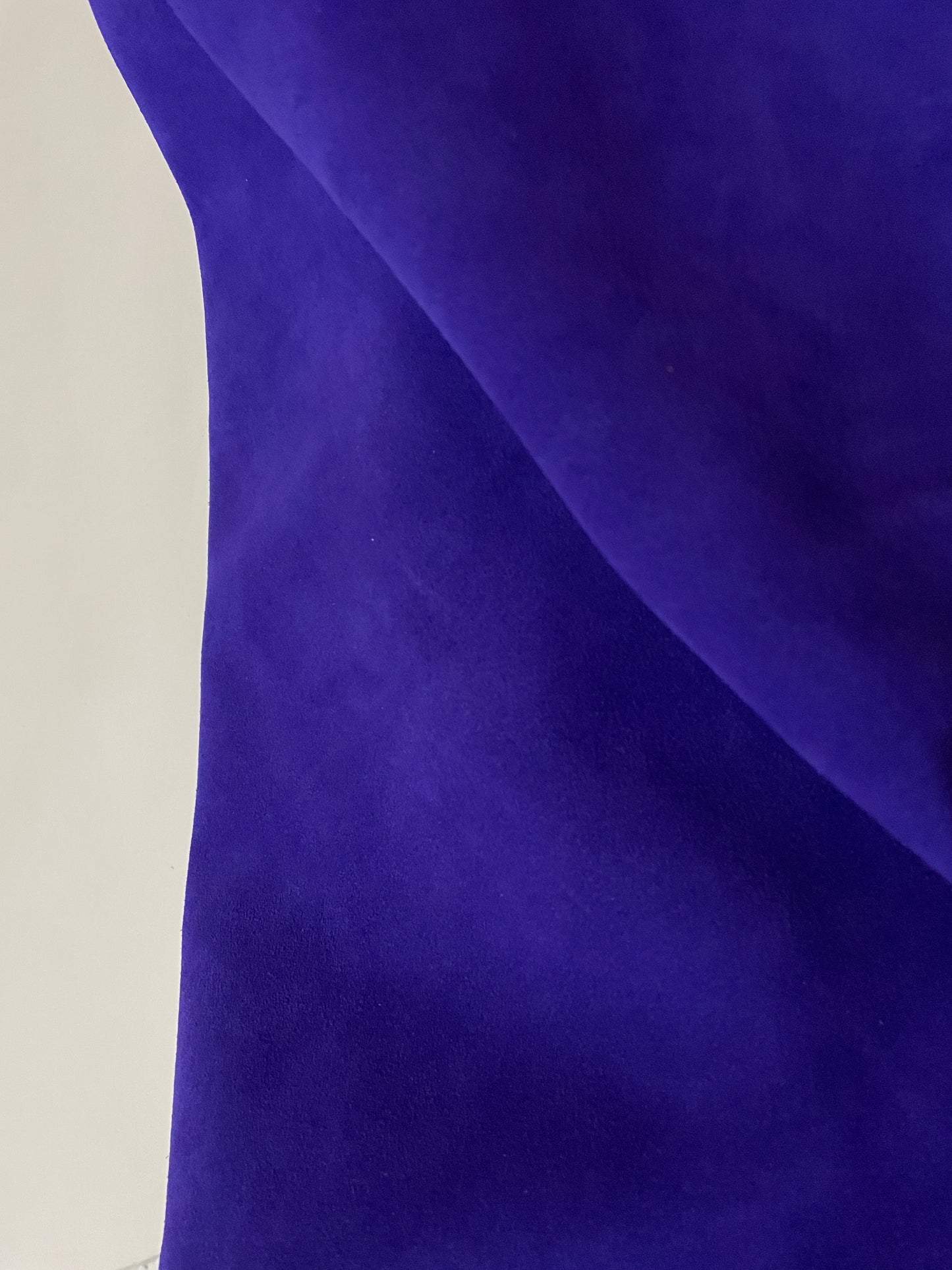 prirodna koža, prirodna italijanska koža, koža za automobile, kvalitetna italijanska koža, prodaja koze beograd, prodaja kože beograd, koža za tapaciranje