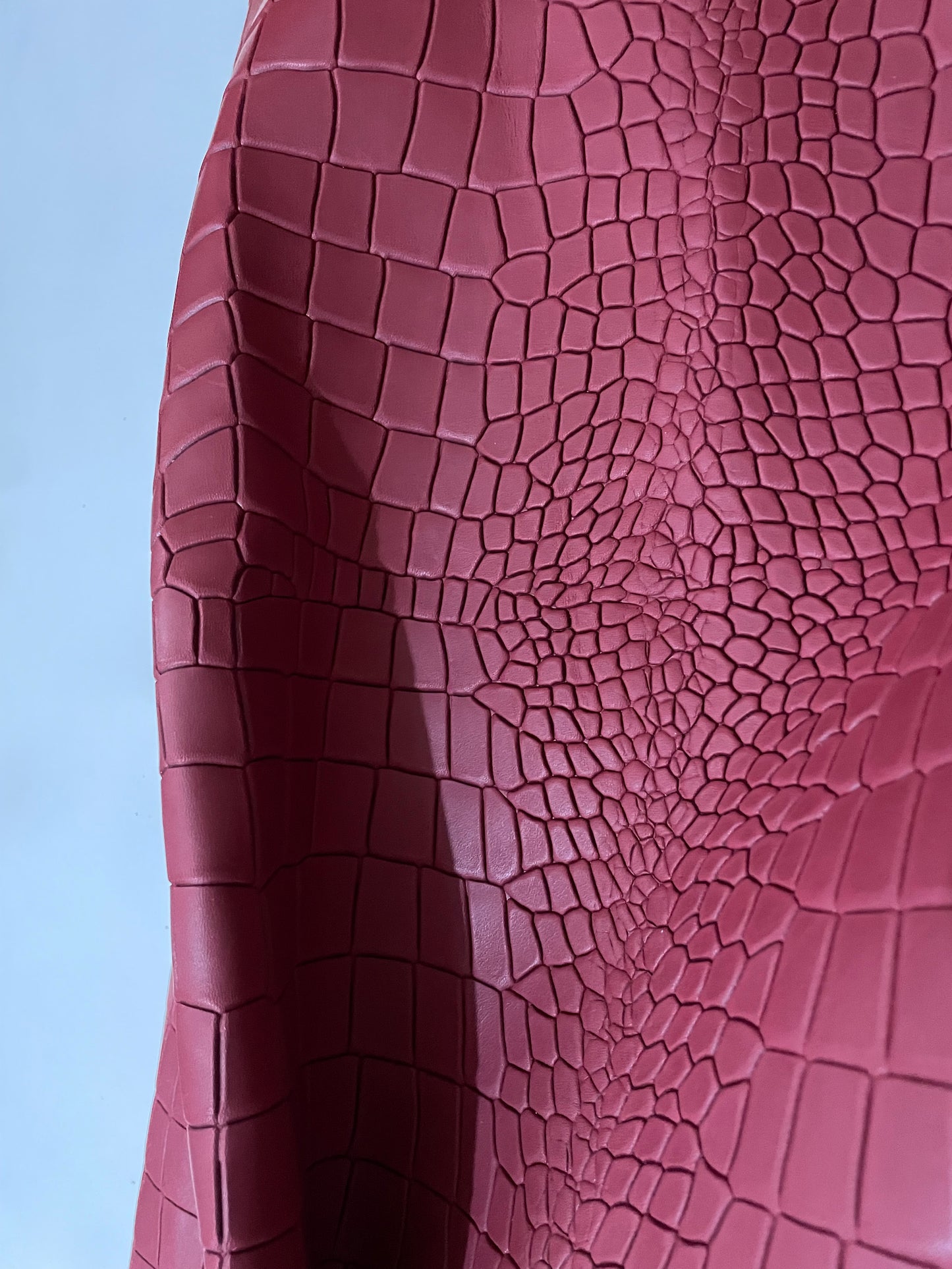 prirodna koža, prirodna italijanska koža, koža za automobile, kvalitetna italijanska koža, prodaja kože beograd, prodaja kože beograd, koža za tapaciranje