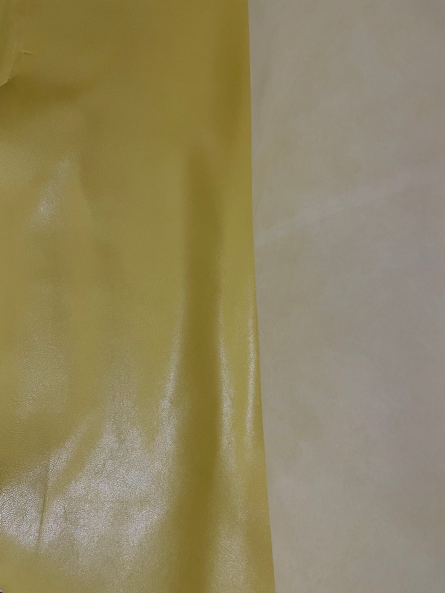 GOLD YELLOW - OVČIJA KOŽA NAPPA