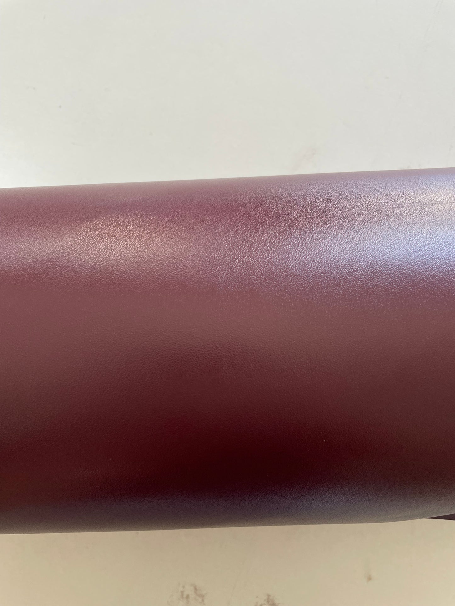 prirodna koža, prirodna italijanska koža, koža za automobile, kvalitetna italijanska koža, prodaja kože beograd, prodaja kože beograd, koža za tapaciranje