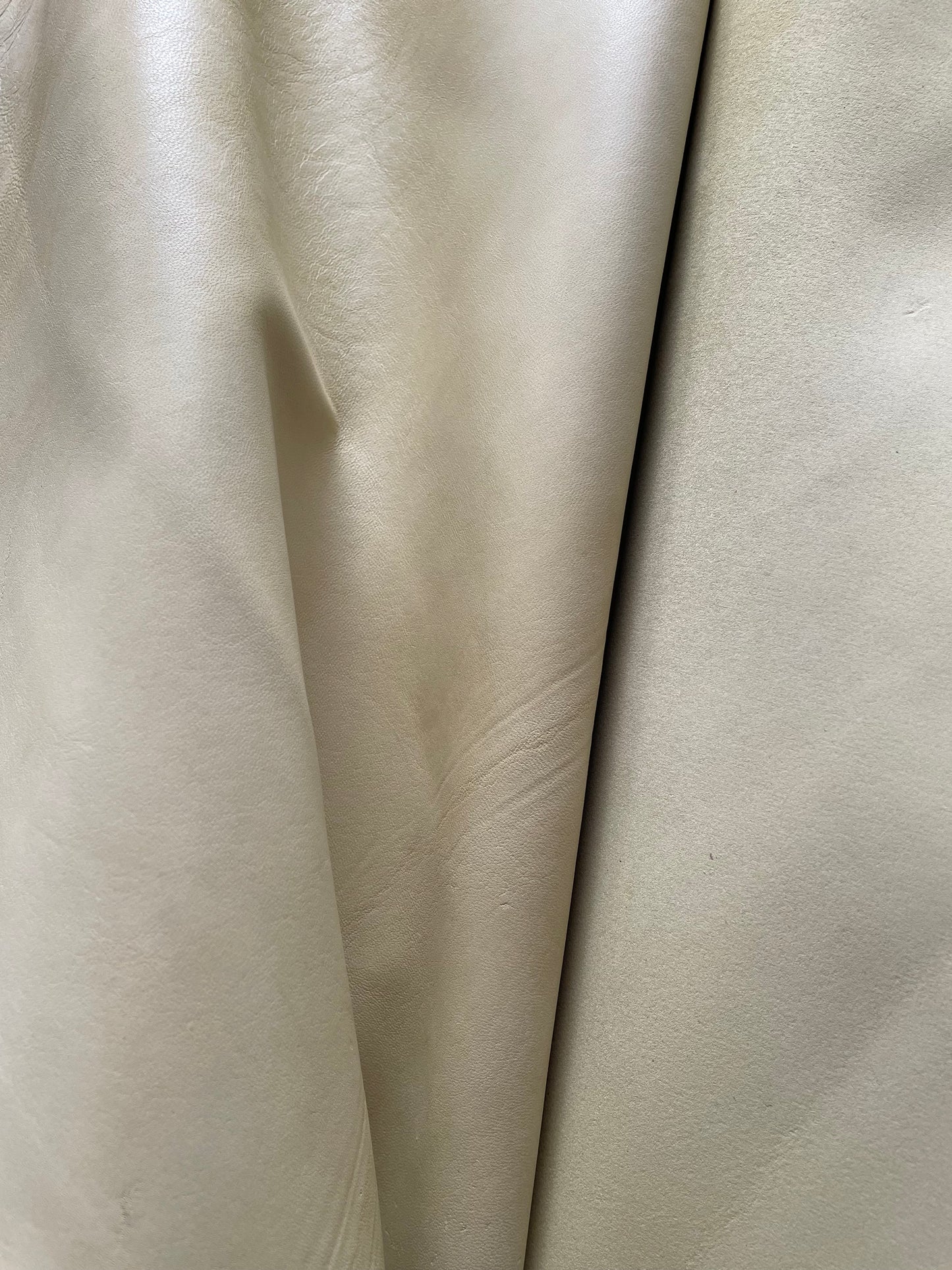 CAPPUCCINO - NAPPA COW LEATHER