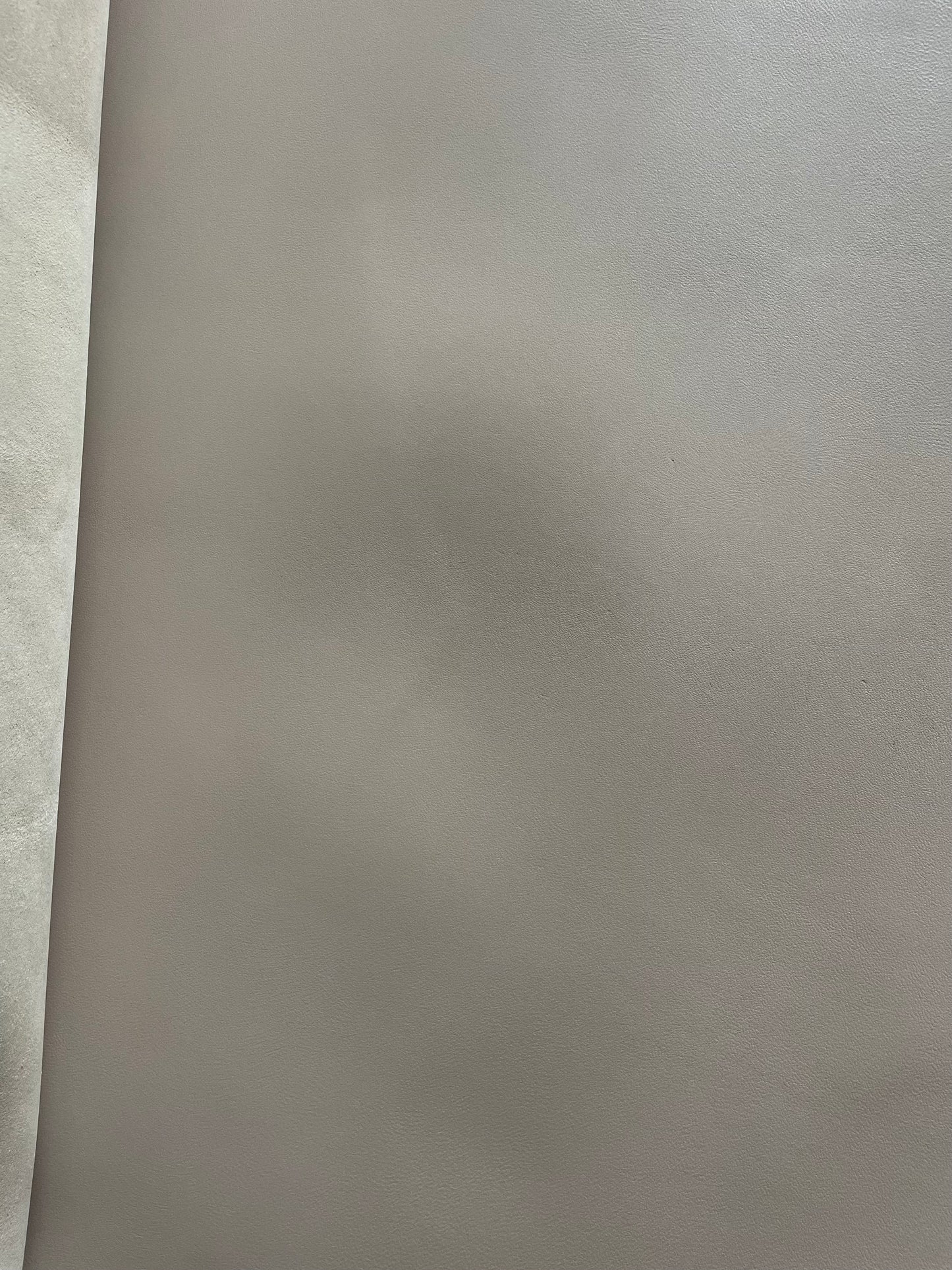 prirodna koža, prirodna italijanska koža, koža za automobile, kvalitetna italijanska koža, prodaja koze beograd, prodaja kože beograd, koža za tapaciranje