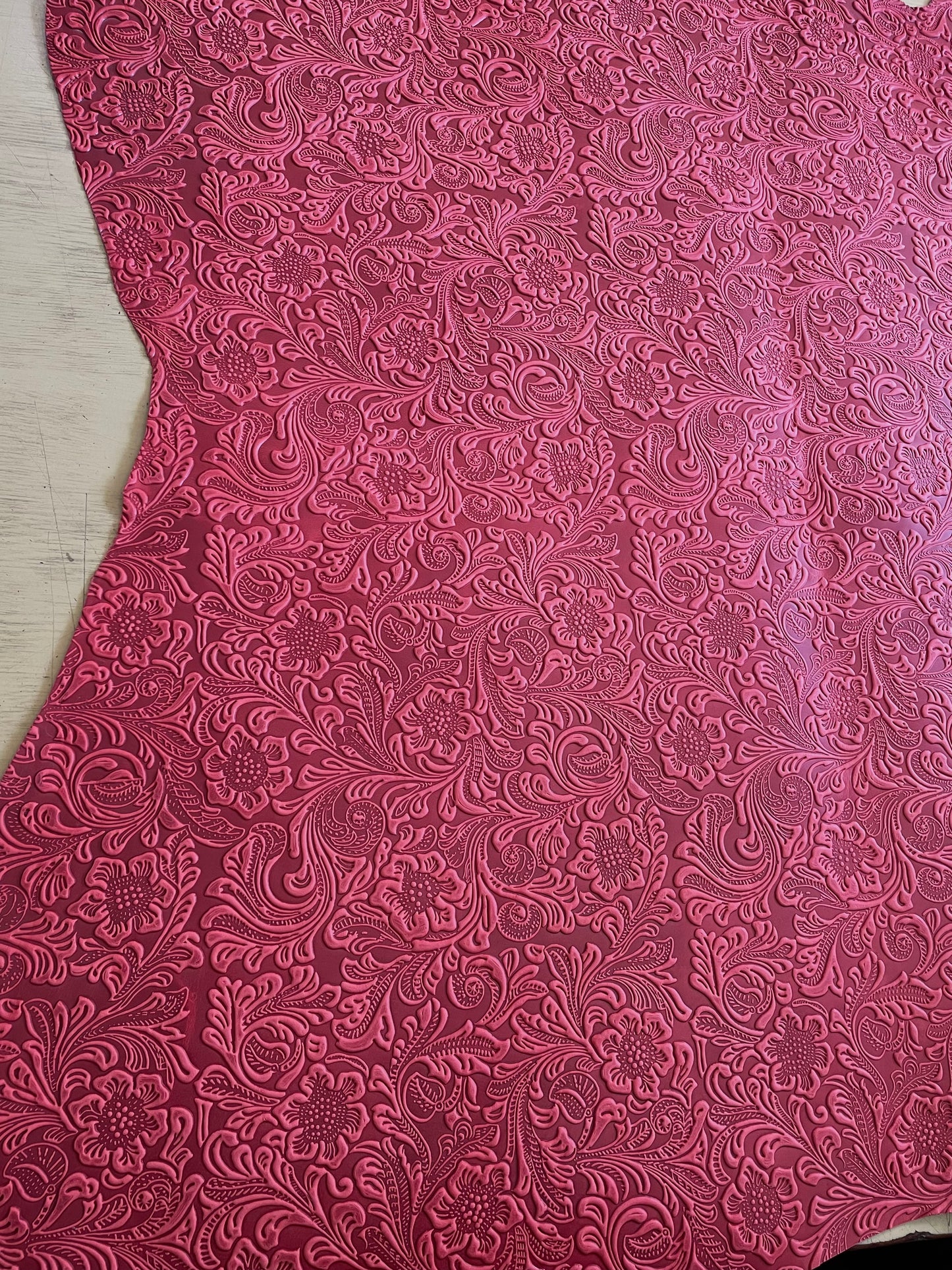 prirodna koža, prirodna italijanska koža, koža za automobile, kvalitetna italijanska koža, prodaja kože beograd, prodaja kože beograd, koža za tapaciranje