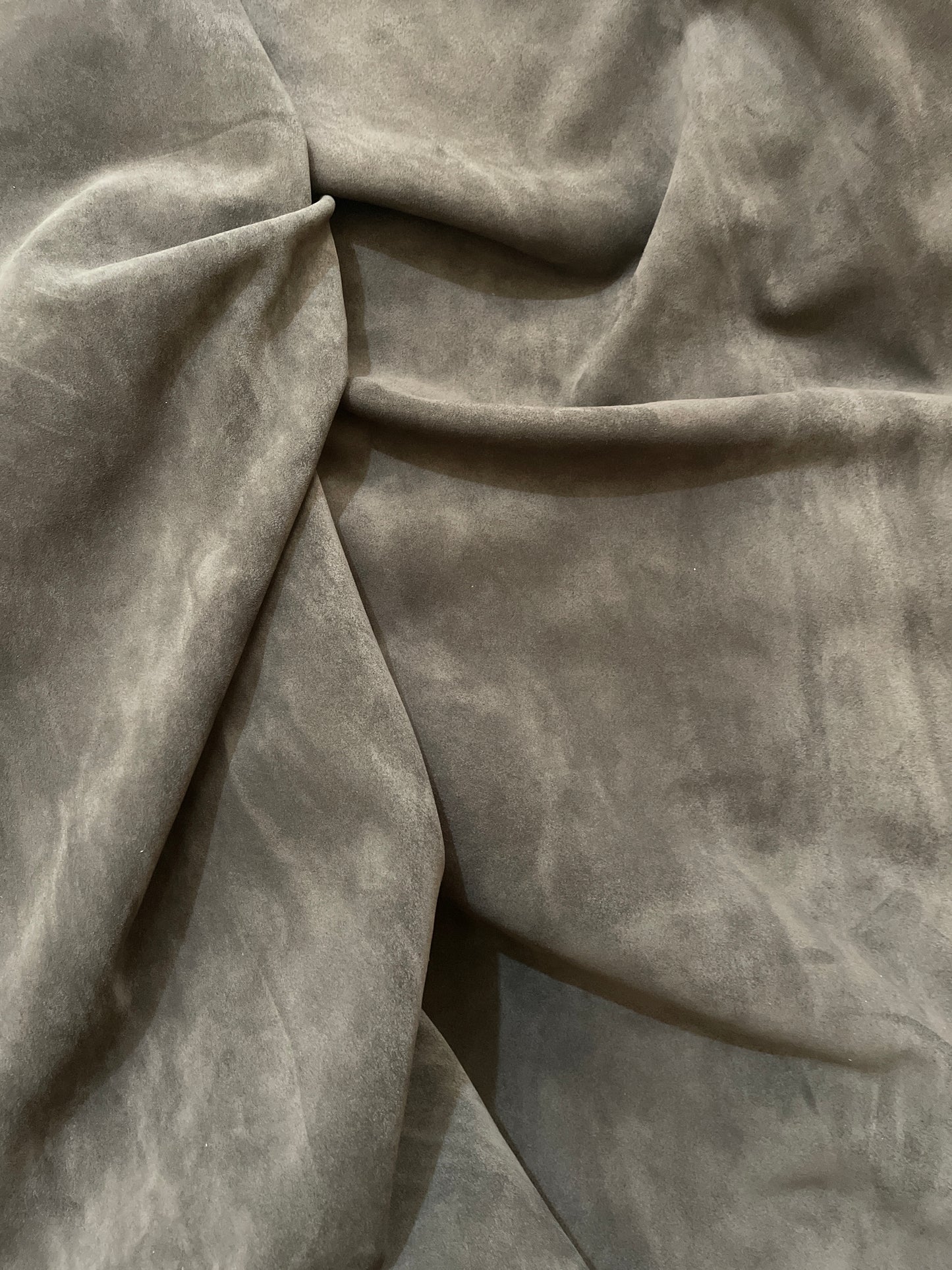 GOAT LEATHER VELOUR - DARK GRAY