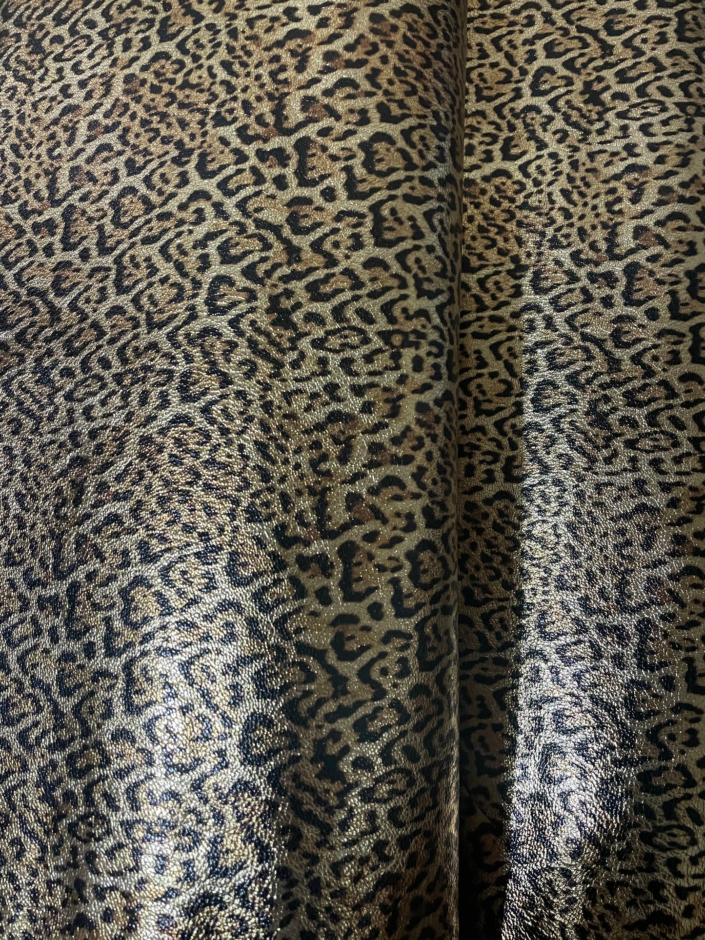 prirodna koža, prirodna italijanska koža, koža za automobile, kvalitetna italijanska koža, prodaja kože  beograd, prodaja kože beograd, koža za tapaciranje 