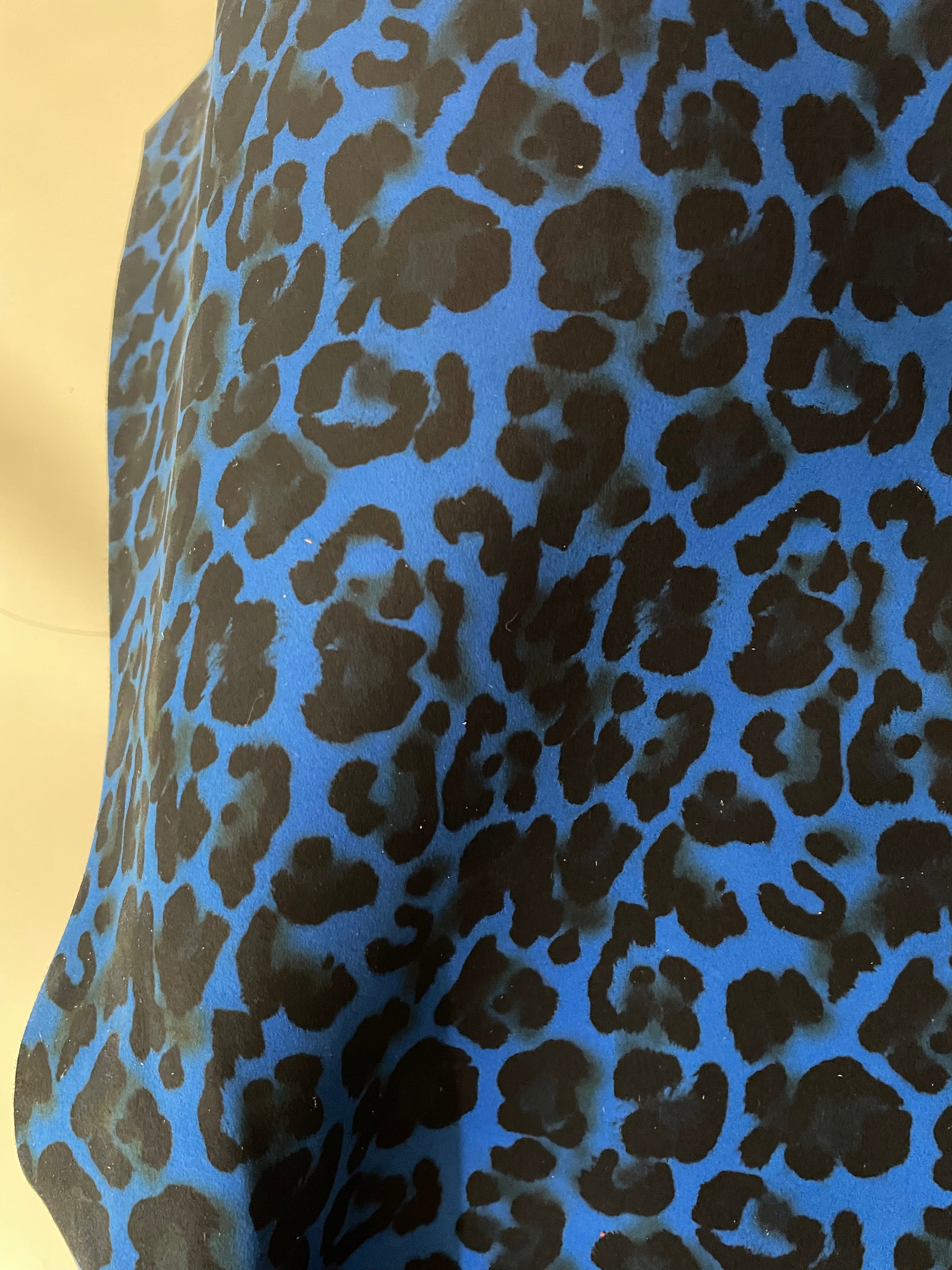 BLUE LEO SUEDE