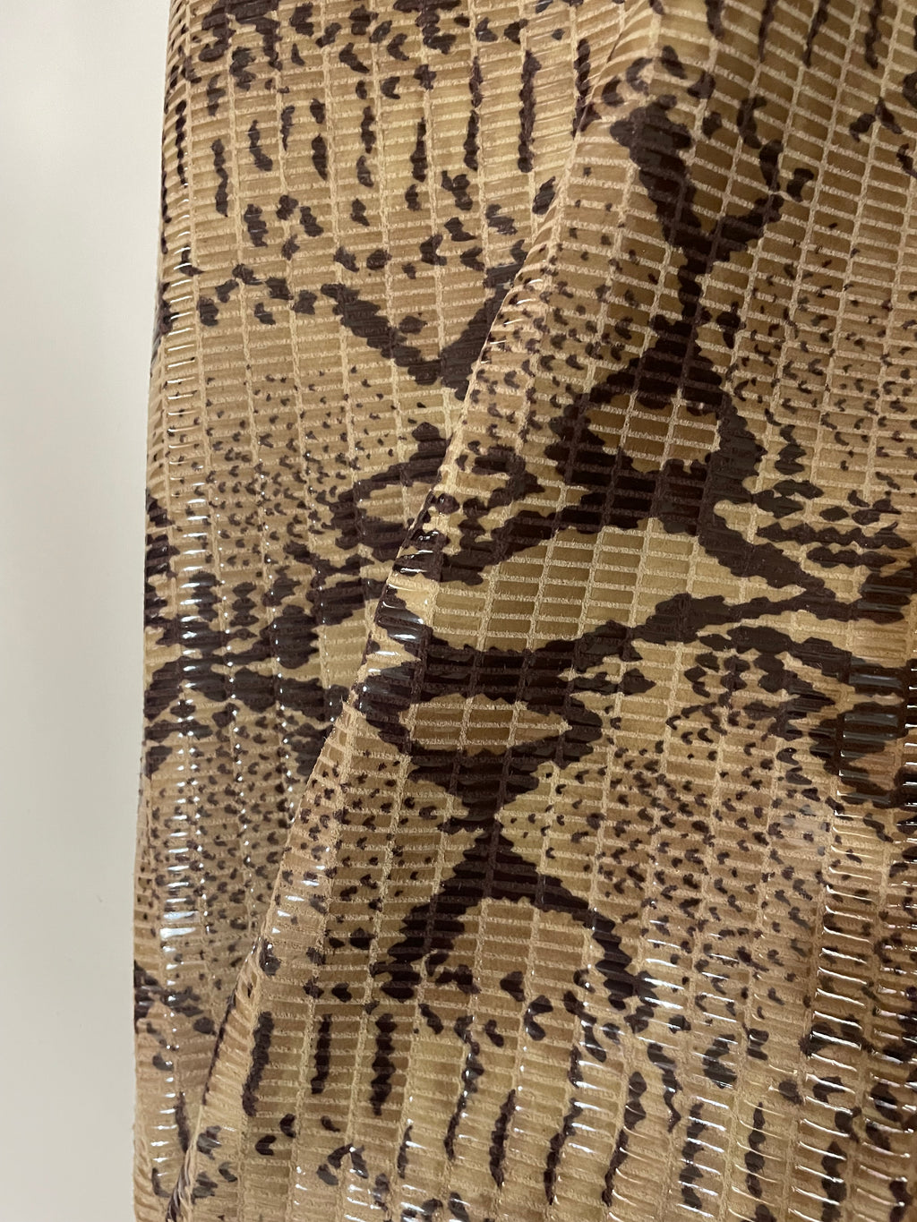 SERPENTE BEIGE LUCIDO