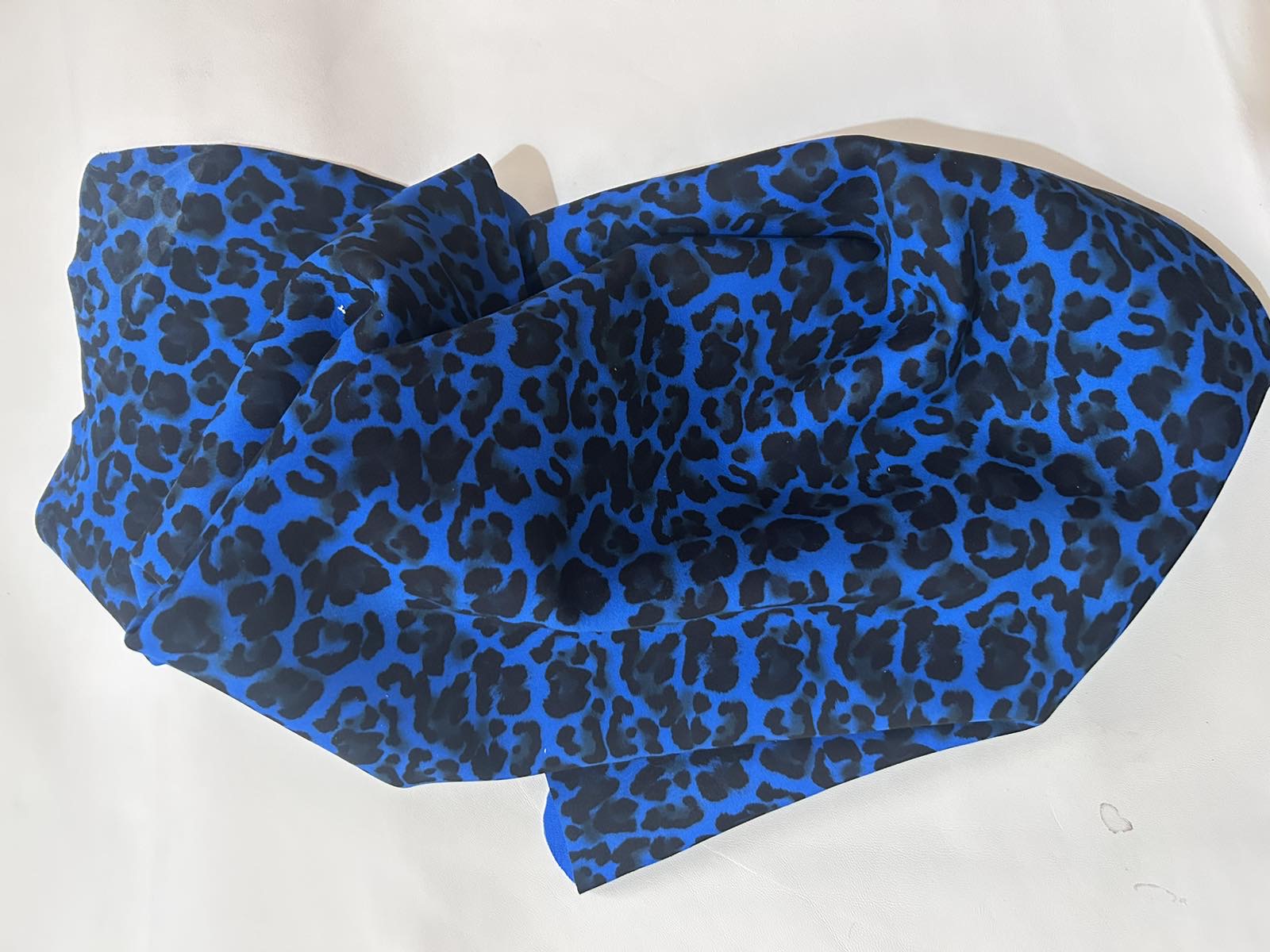 BLUE LEO SUEDE