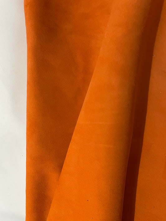 prirodna koža, prirodna italijanska koža, koža za automobile, kvalitetna italijanska koža, prodaja kože beograd, prodaja kože beograd, koža za tapaciranje