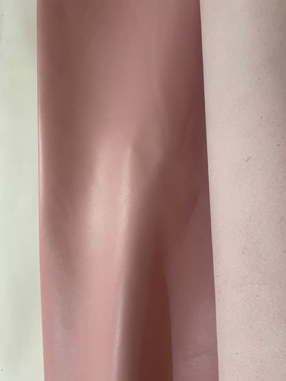 prirodna koža, prirodna italijanska koža, koža za automobile, kvalitetna italijanska koža, prodaja kože beograd, prodaja kože beograd, koža za tapaciranje