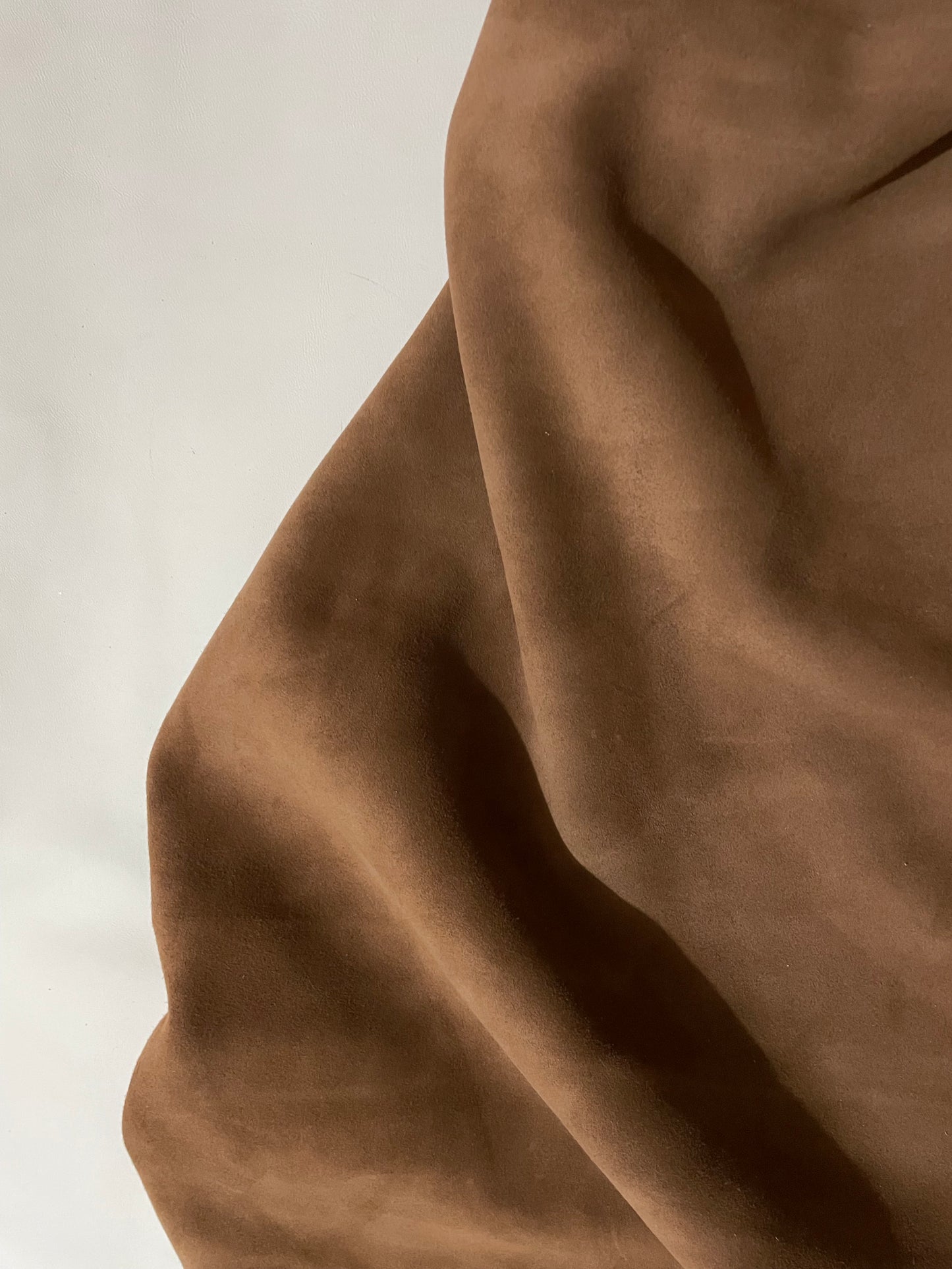 prirodna koža, prirodna italijanska koža, koža za automobile, kvalitetna italijanska koža, prodaja koze beograd, prodaja kože beograd, koža za tapaciranje