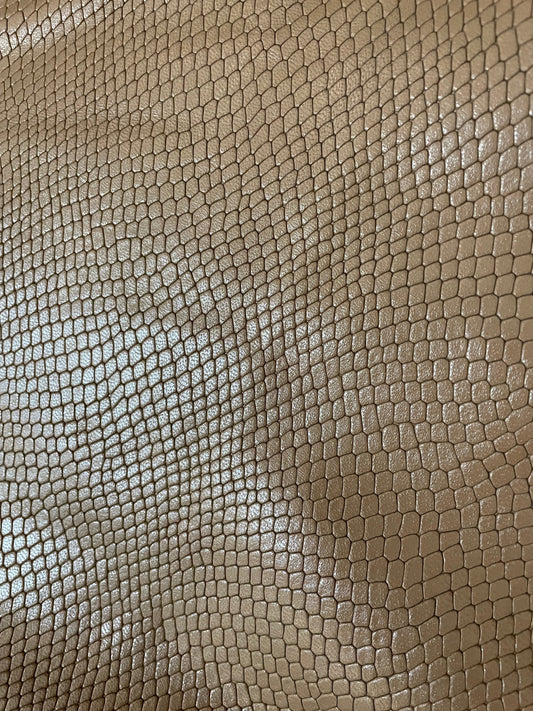 LUCERTOLA BROWN - OVČIJA KOŽA NAPPA