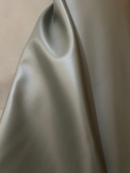 SEAWEED - OVČIJA KOŽA NAPPA