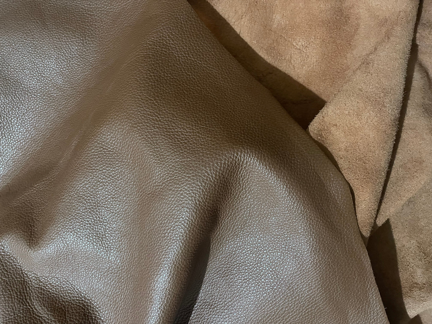 prirodna koža, prirodna italijanska koža, koža za automobile, kvalitetna italijanska koža, prodaja kože beograd, prodaja kože beograd, koža za tapaciranje