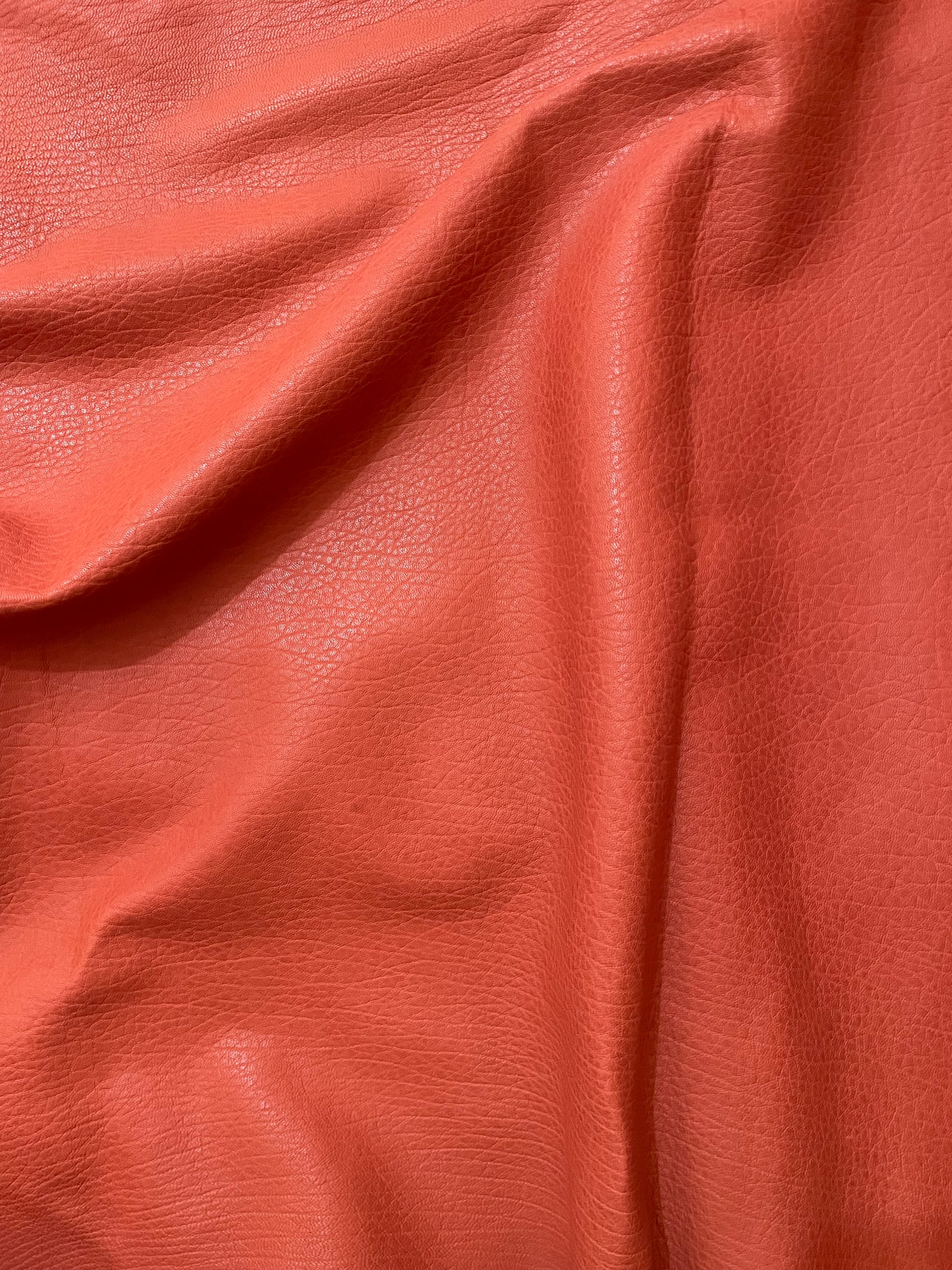 prirodna koža, prirodna italijanska koža, koža za automobile, kvalitetna italijanska koža, prodaja kože beograd, prodaja kože beograd, koža za tapaciranje