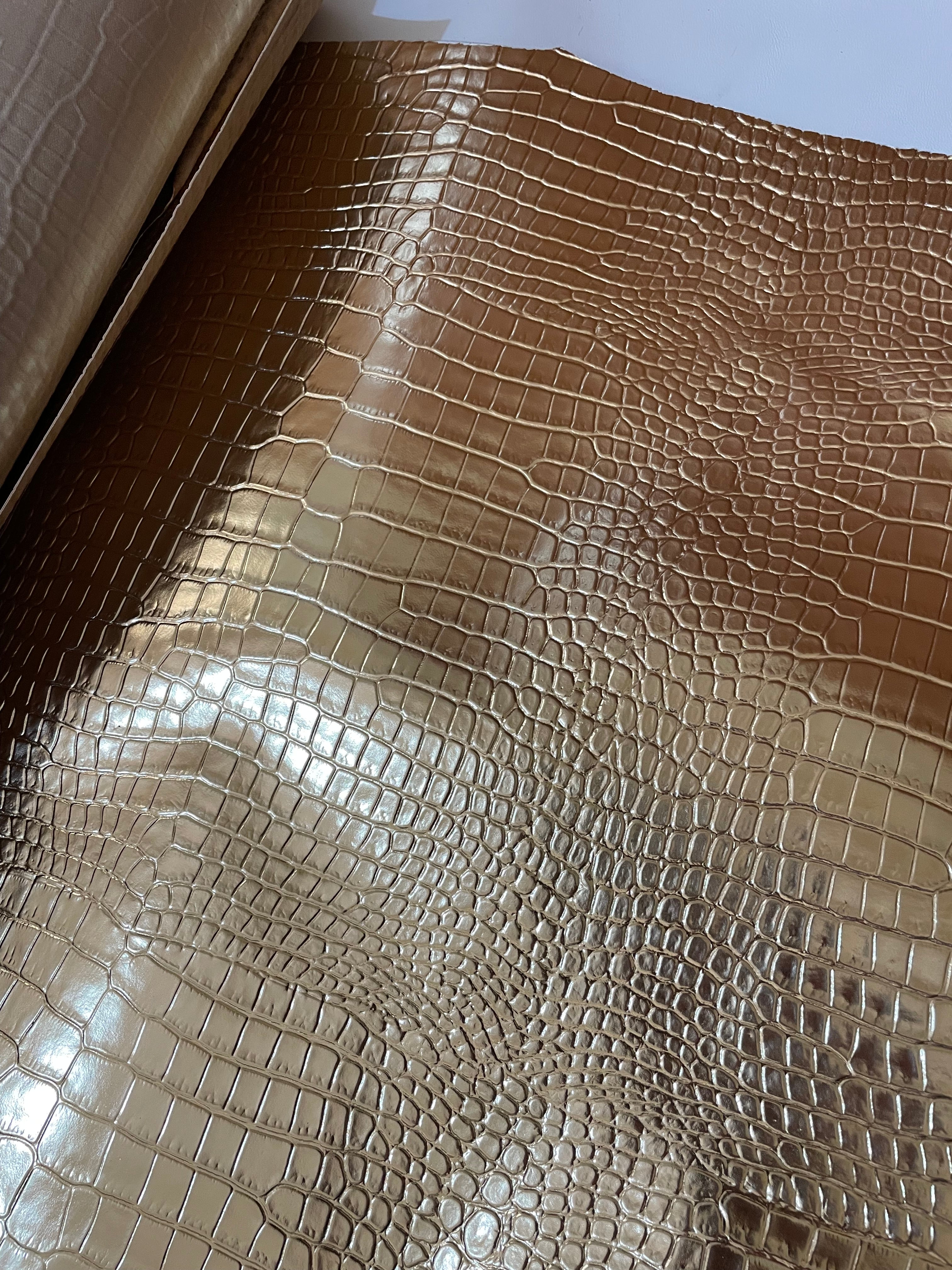 GOLDEN KROKO