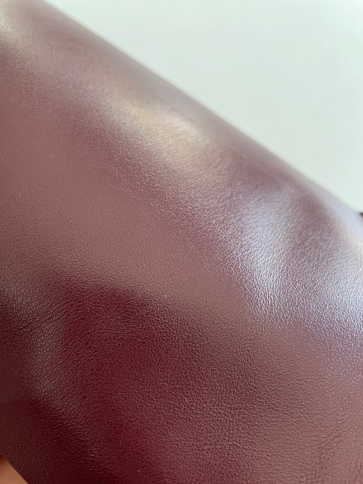 prirodna koža, prirodna italijanska koža, koža za automobile, kvalitetna italijanska koža, prodaja kože beograd, prodaja kože beograd, koža za tapaciranje