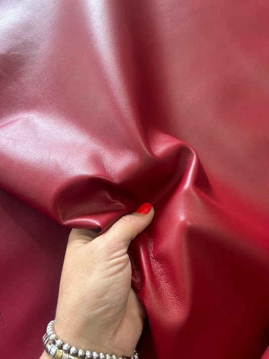 prirodna koža, prirodna italijanska koža, koža za automobile, kvalitetna italijanska koža, prodaja kože beograd, prodaja kože beograd, koža za tapaciranje