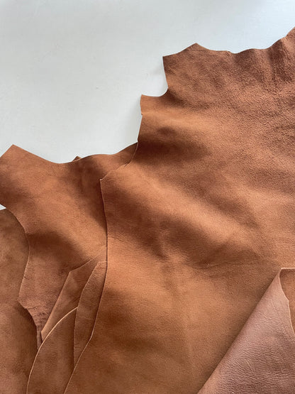 prirodna koža, prirodna italijanska koža, koža za automobile, kvalitetna italijanska koža, prodaja kože beograd, prodaja kože beograd, koža za tapaciranje