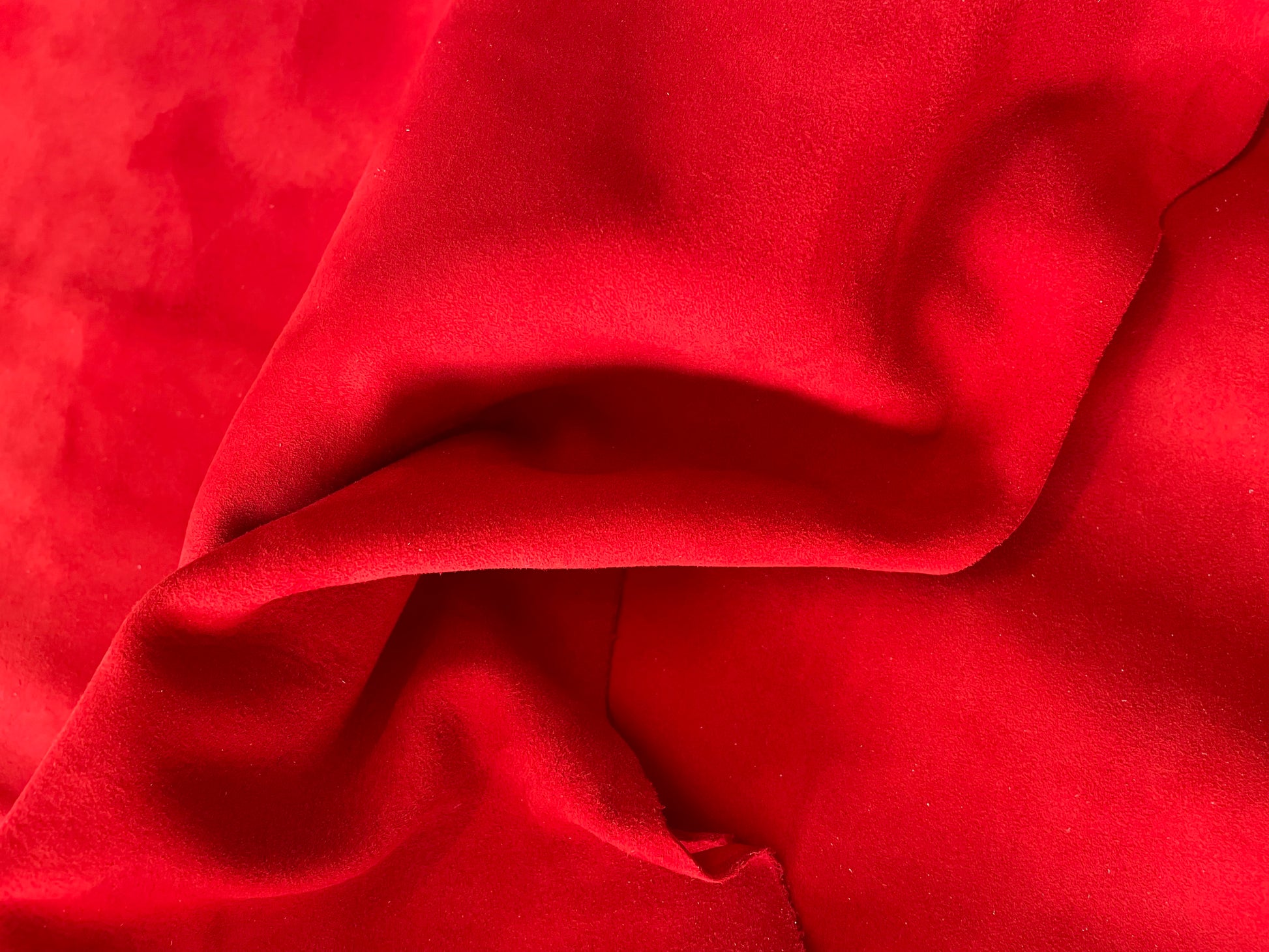 prirodna koža, prirodna italijanska koža, koža za automobile, kvalitetna italijanska koža, prodaja kože  beograd, prodaja kože beograd, koža za tapaciranje 