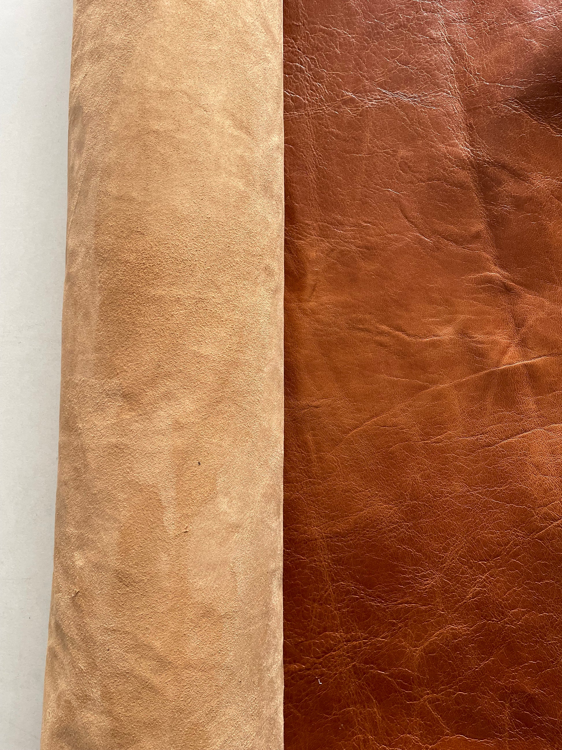 prirodna koža, prirodna italijanska koža, koža za automobile, kvalitetna italijanska koža, prodaja kože  beograd, prodaja kože beograd, koža za tapaciranje 