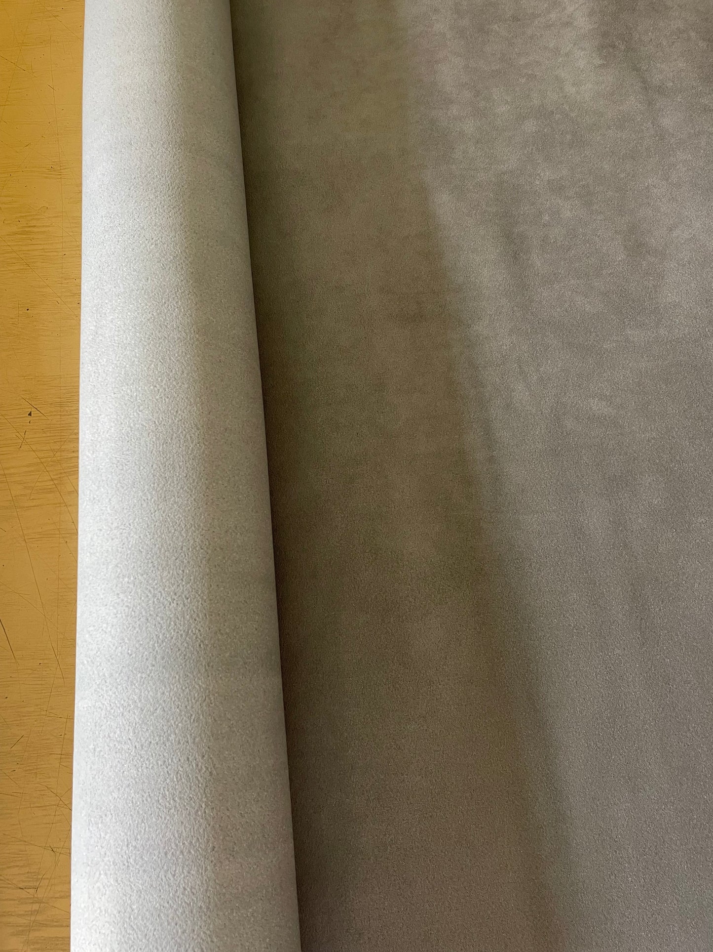 prirodna koža, prirodna italijanska koža, koža za automobile, kvalitetna italijanska koža, prodaja kože beograd, prodaja kože beograd, koža za tapaciranje