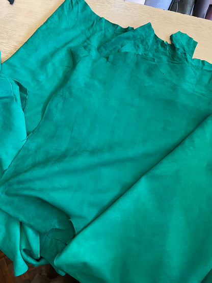 prirodna koža, prirodna italijanska koža, koža za automobile, kvalitetna italijanska koža, prodaja kože beograd, prodaja kože beograd, koža za tapaciranje