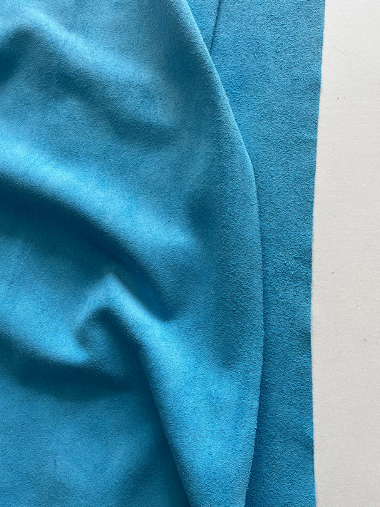 prirodna koža, prirodna italijanska koža, koža za automobile, kvalitetna italijanska koža, prodaja kože beograd, prodaja kože beograd, koža za tapaciranje