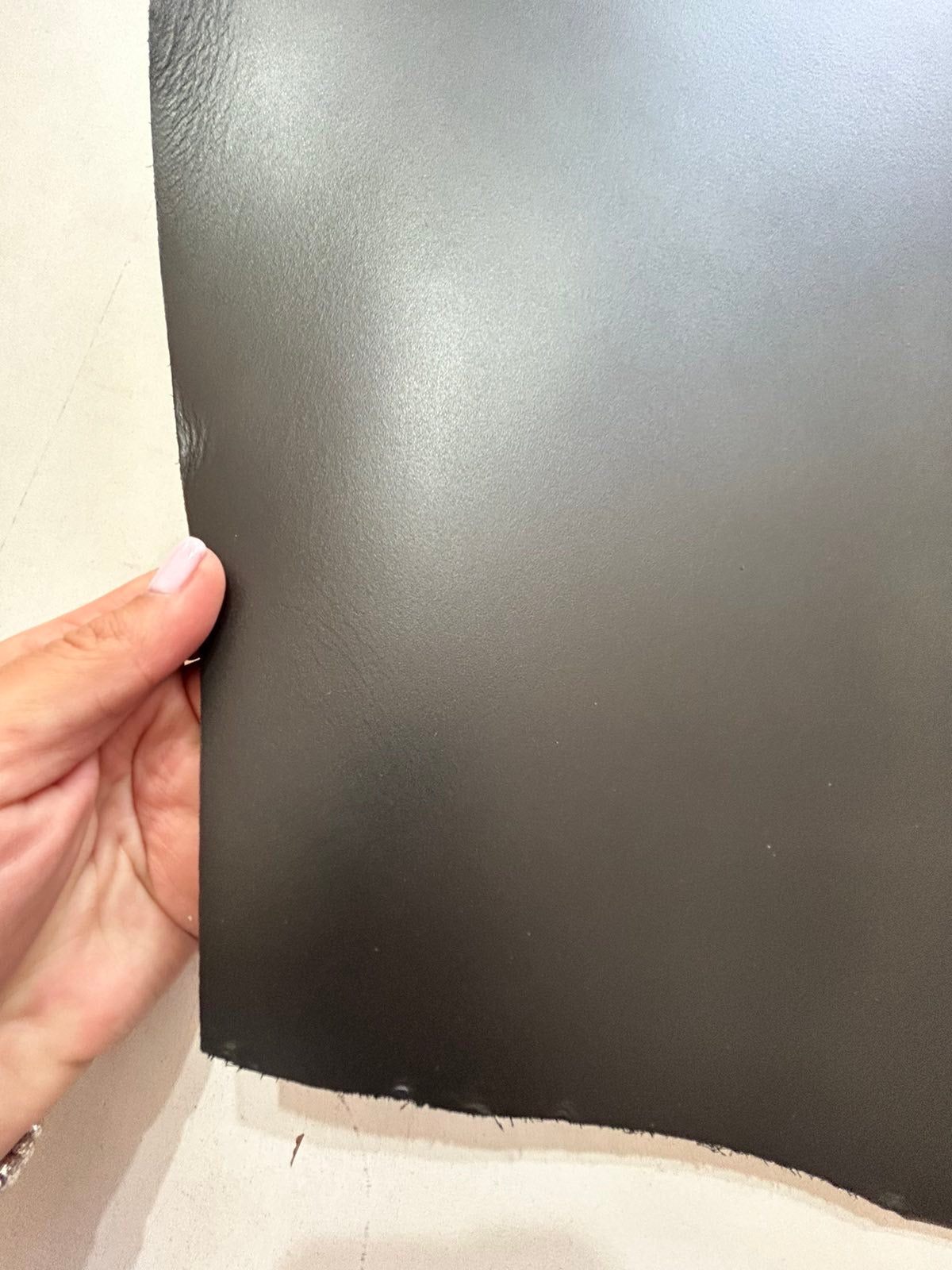 prirodna koža, prirodna italijanska koža, koža za automobile, kvalitetna italijanska koža, prodaja kože beograd, prodaja kože beograd, koža za tapaciranje