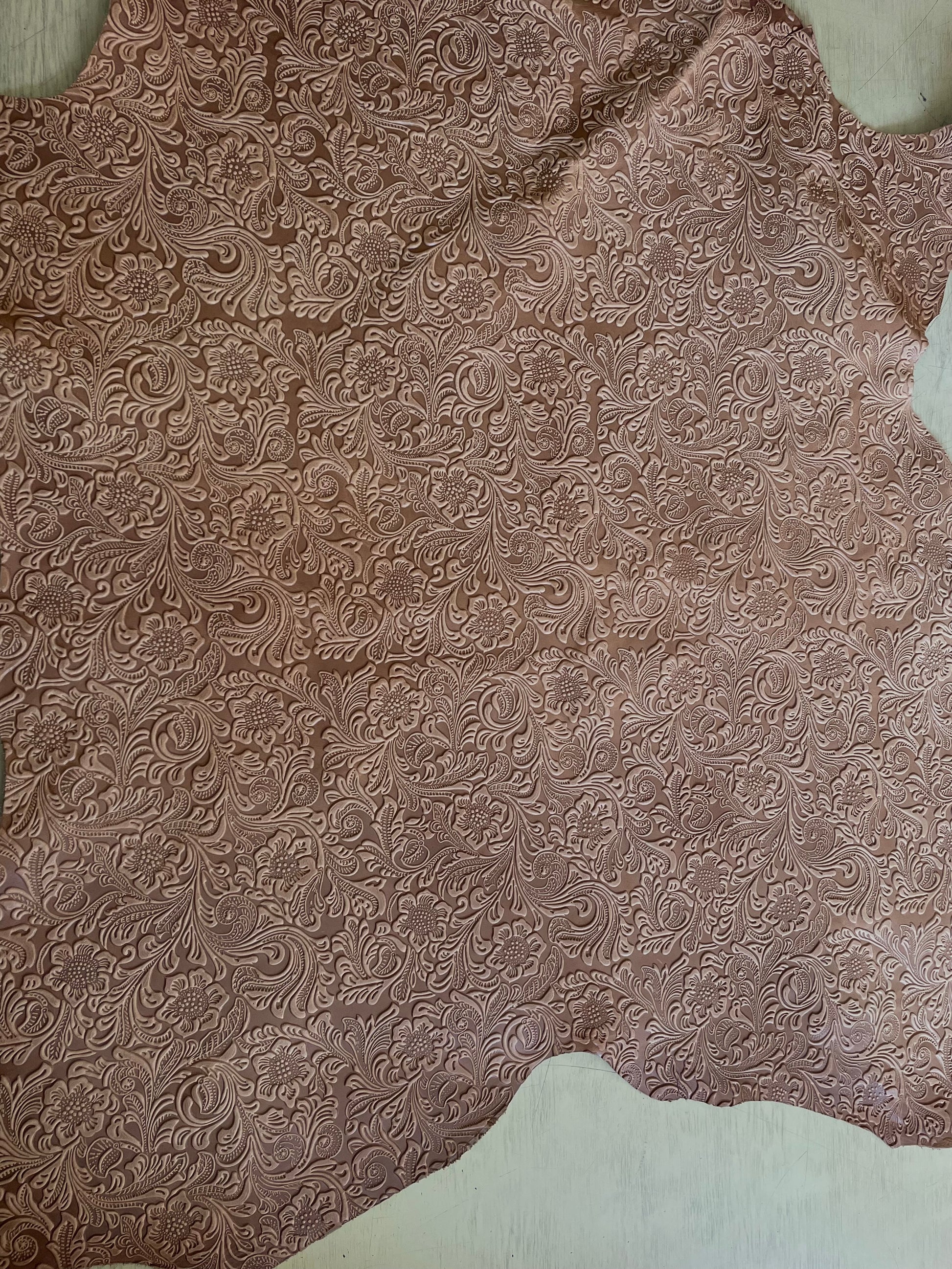 prirodna koža, prirodna italijanska koža, koža za automobile, kvalitetna italijanska koža, prodaja kože beograd, prodaja kože beograd, koža za tapaciranje