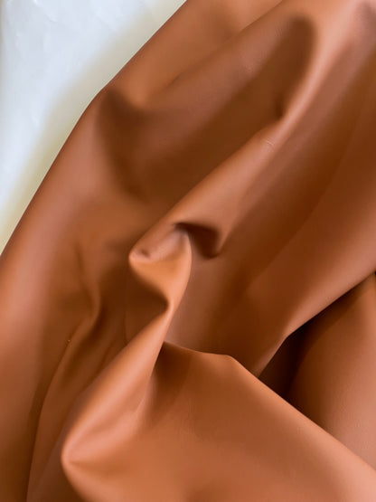 prirodna koža, prirodna italijanska koža, koža za automobile, kvalitetna italijanska koža, prodaja kože beograd, prodaja kože beograd, koža za tapaciranje