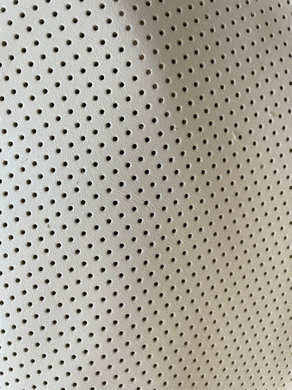 prirodna koža, prirodna italijanska koža, koža za automobile, kvalitetna italijanska koža, prodaja kože beograd, prodaja kože beograd, koža za tapaciranje