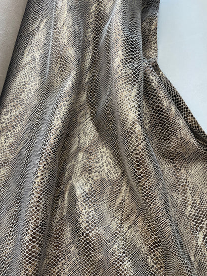 GOLDEN VENOM - GOV. KOŽA