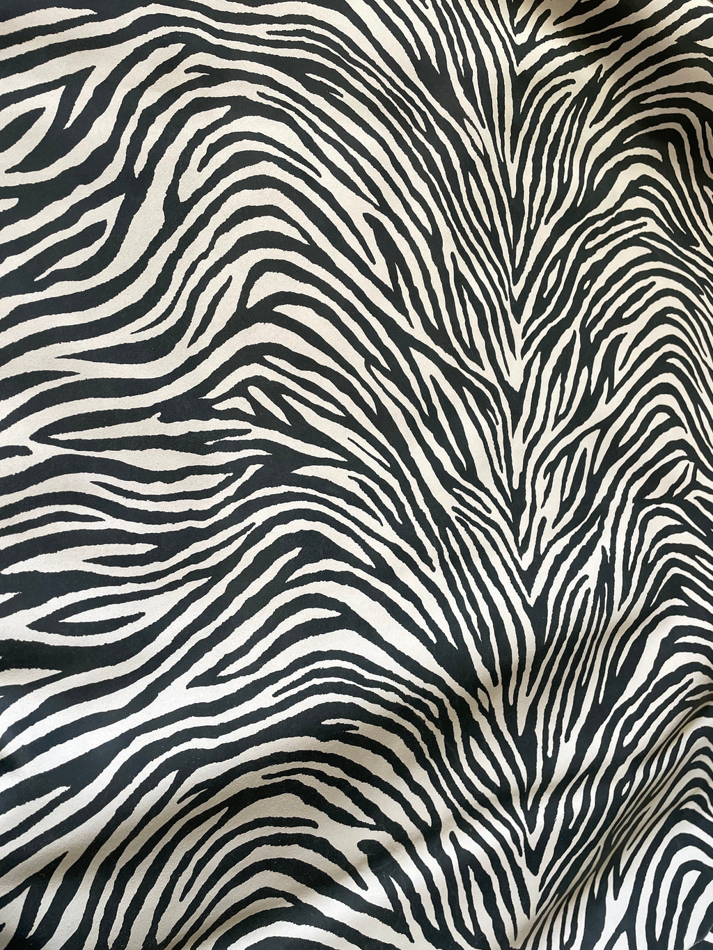 ZEBRA PRINT - GOV. KOŽA VELUR