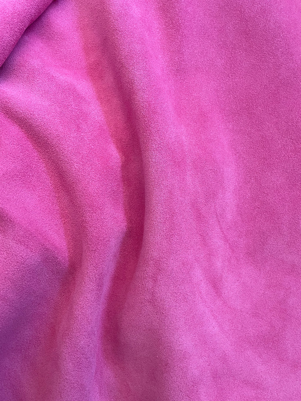 PINK-GOV. KOŽA VELUR
