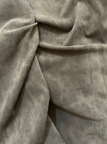 GOAT LEATHER VELOUR - DARK GRAY