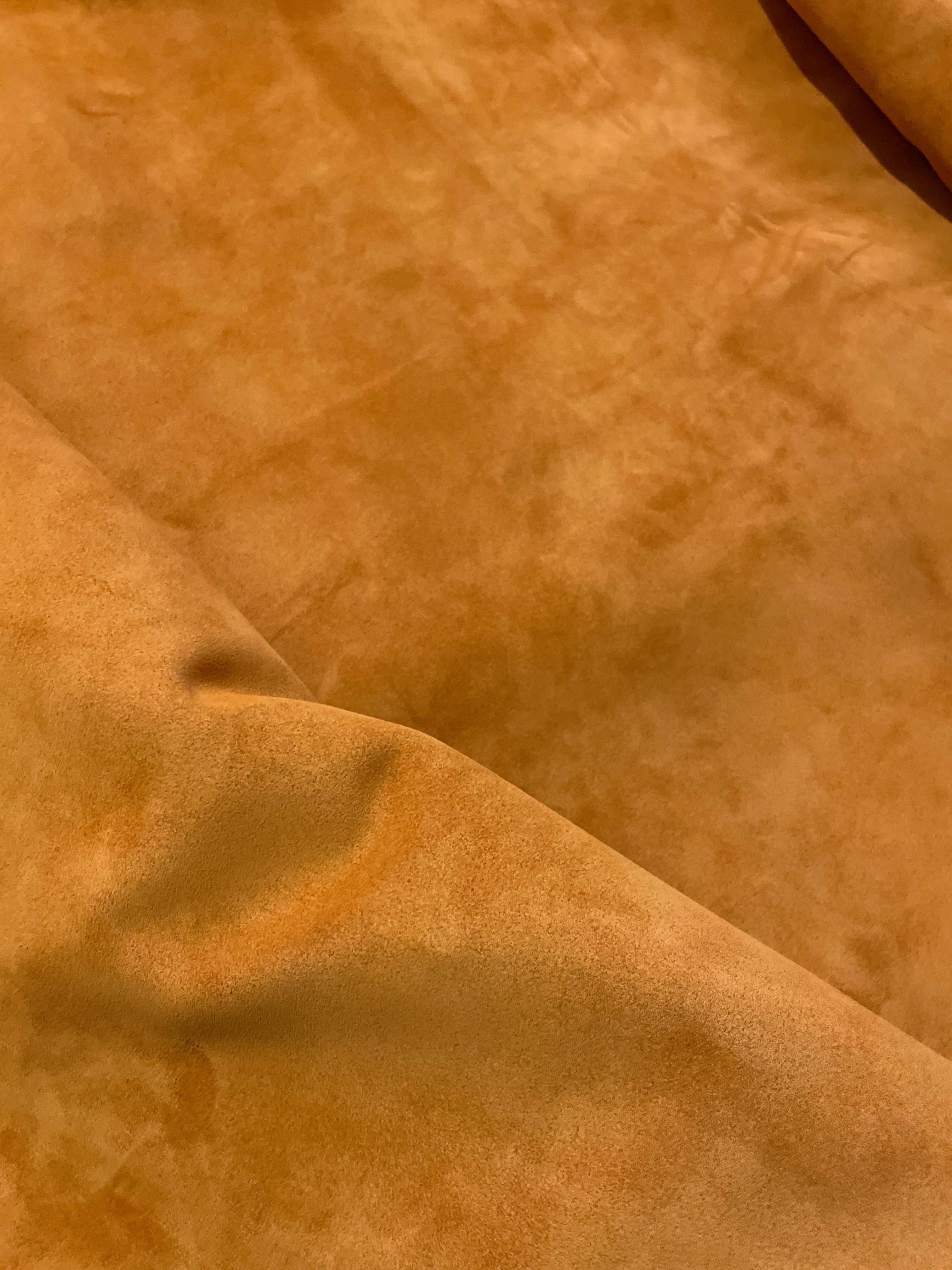 GOV. KOŽA VELOUR - ARANCIO