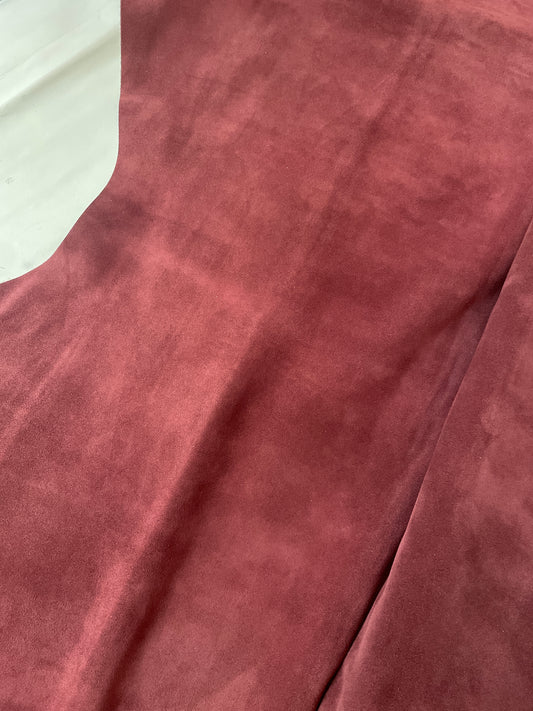 prirodna koža, prirodna italijanska koža, koža za automobile, kvalitetna italijanska koža, prodaja kože beograd, prodaja kože beograd, koža za tapaciranje