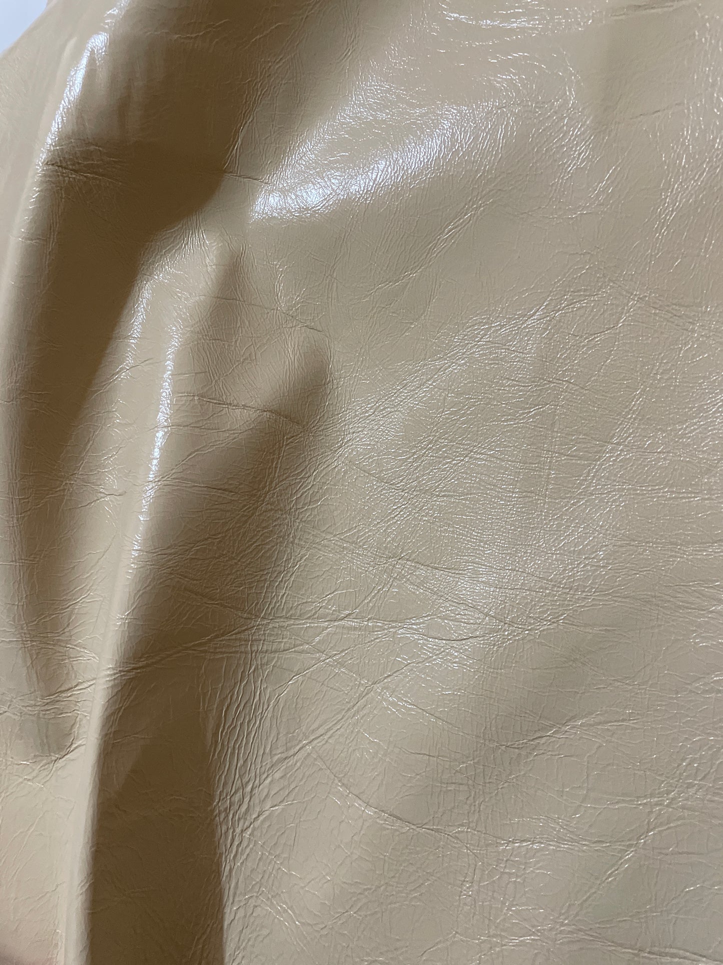 prirodna koža, prirodna italijanska koža, koža za automobile, kvalitetna italijanska koža, prodaja kože beograd, prodaja kože beograd, koža za tapaciranje