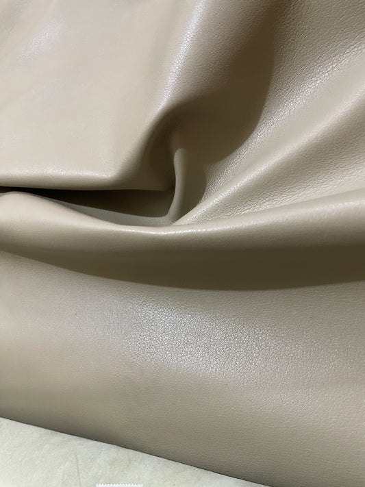 prirodna koža, prirodna italijanska koža, koža za automobile, kvalitetna italijanska koža, prodaja kože beograd, prodaja kože beograd, koža za tapaciranje