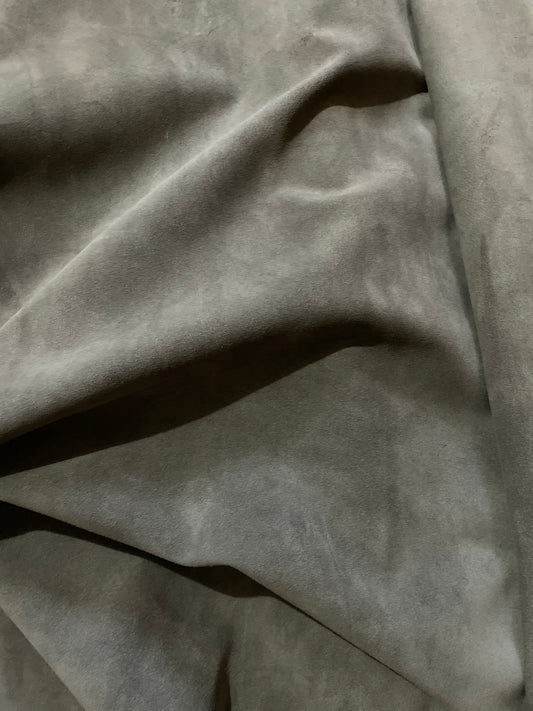 prirodna koža, prirodna italijanska koža, koža za automobile, kvalitetna italijanska koža, prodaja koze beograd, prodaja kože beograd, koža za tapaciranje